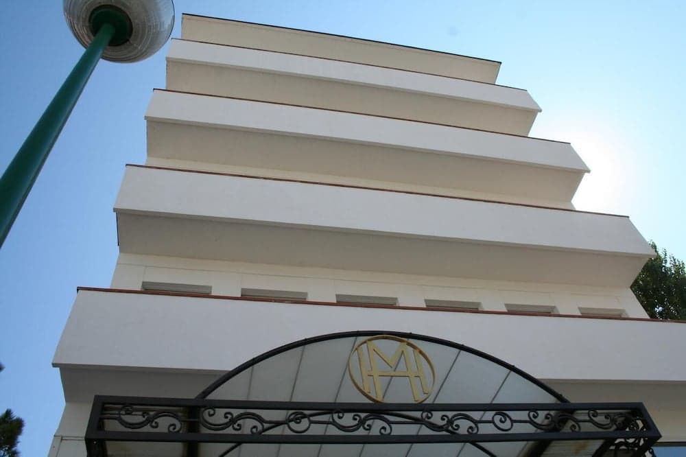 Hotel Montecarlo
