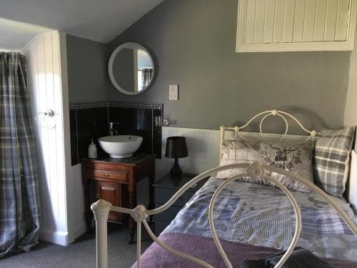 Alberta Guest House