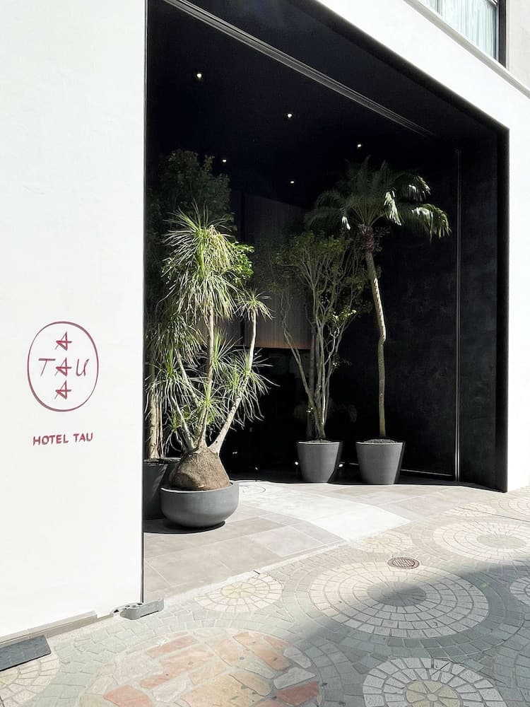 HOTEL TAU, KUMAMOTO