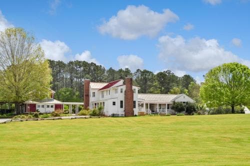 The Farmhouse Inn