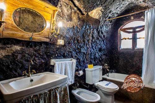 Casa Cueva El Mimo