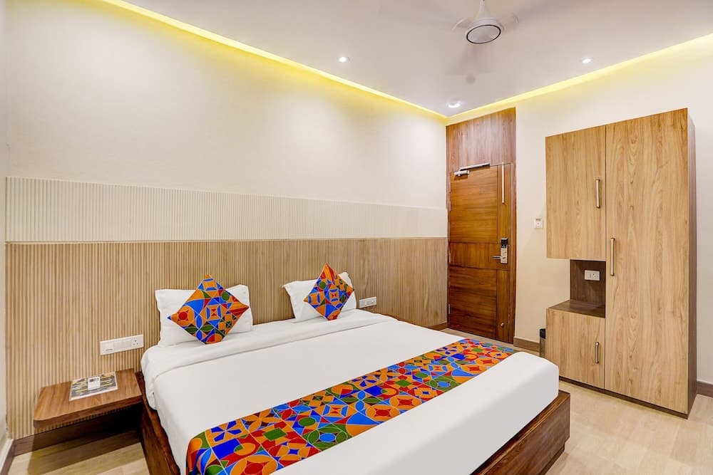 Fabhotel Aman Paradise