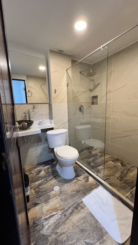 Hotel 33 Conquest