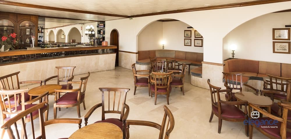 Hotel Elegance Miramar