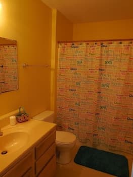 Macs Shack