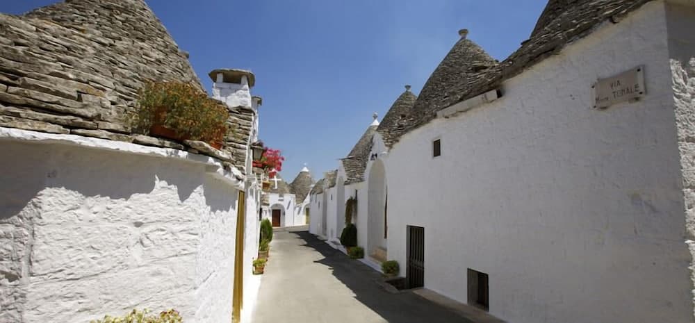 Trulli E Puglia Resort