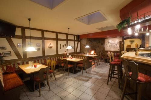 Luckai Hotel & Restaurant