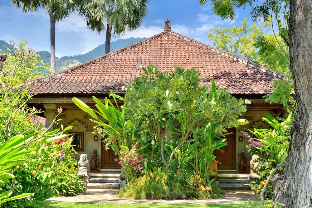 Matahari Beach Resort & Spa