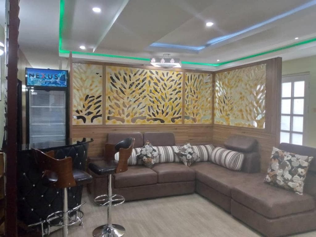 Pious Court Guest House Old GRA