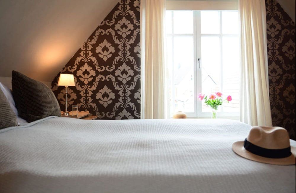 Hotel No. 11