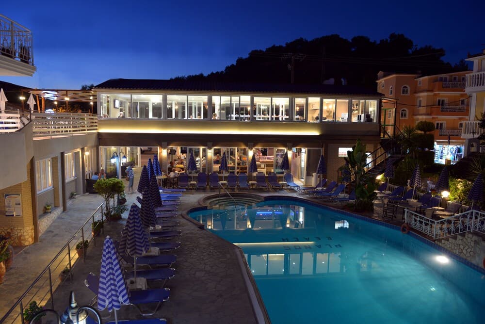 Planos Bay Hotel