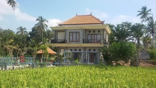 Villa Mantra