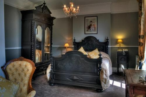 Albert Cottage Hotel