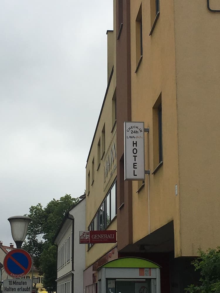 Hotel Lava Inn