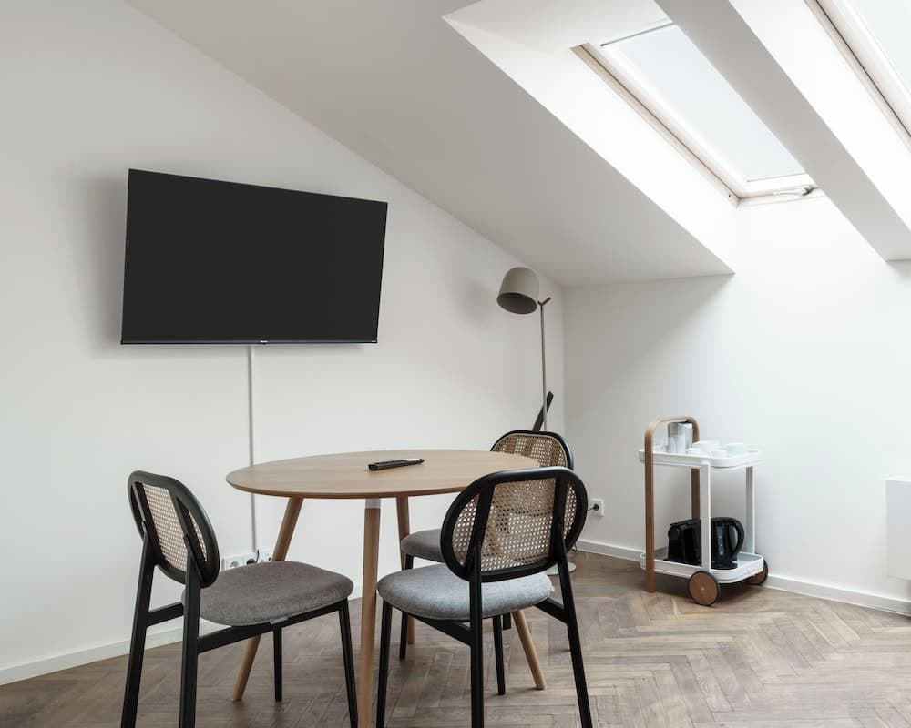 Limehome Prague Halkova