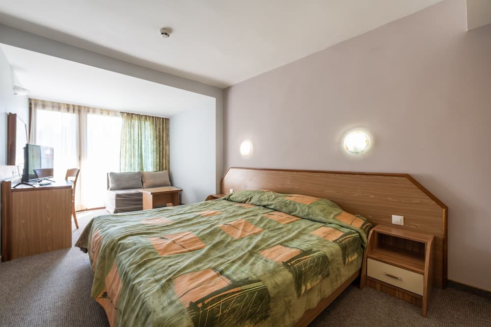 Hotel Hrizantema