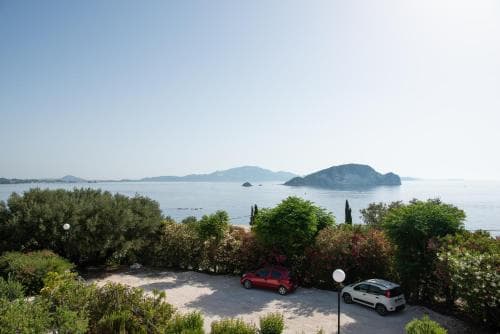 Villa Flisvos