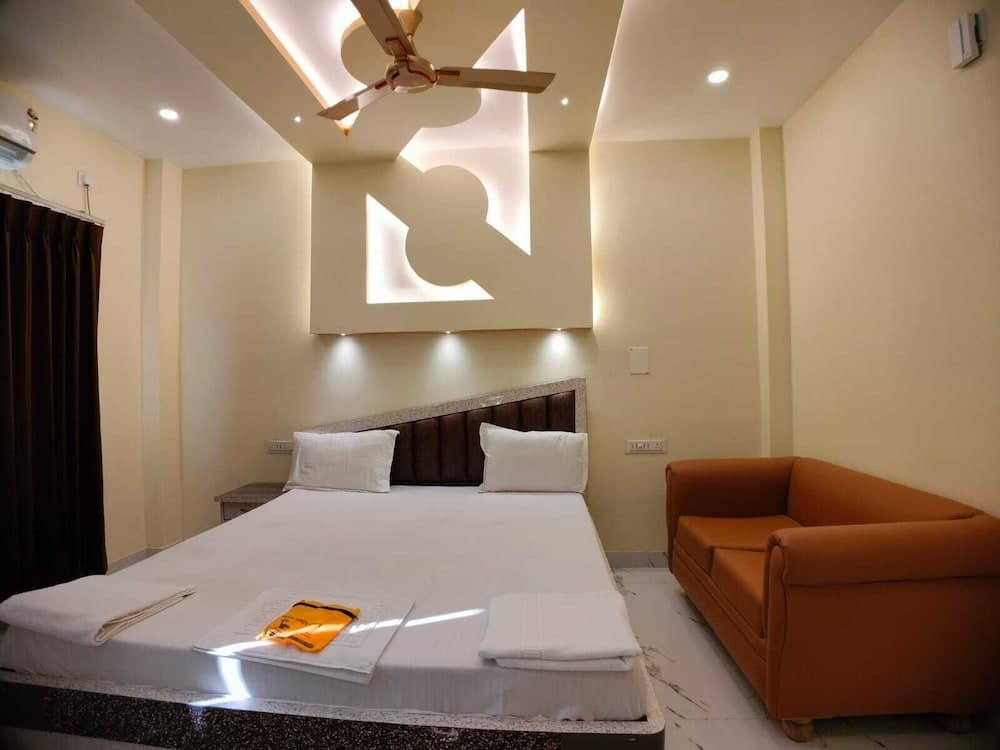HINDUSTHAN INN