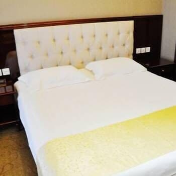 Jiadeli Hotel