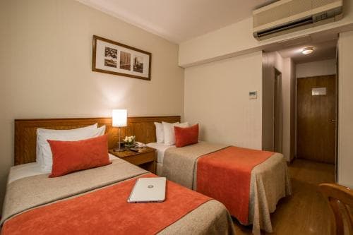 Hotel Solans Carlton