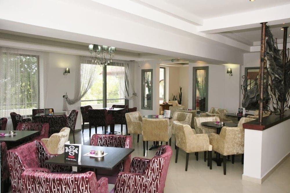 Assembly Hotel