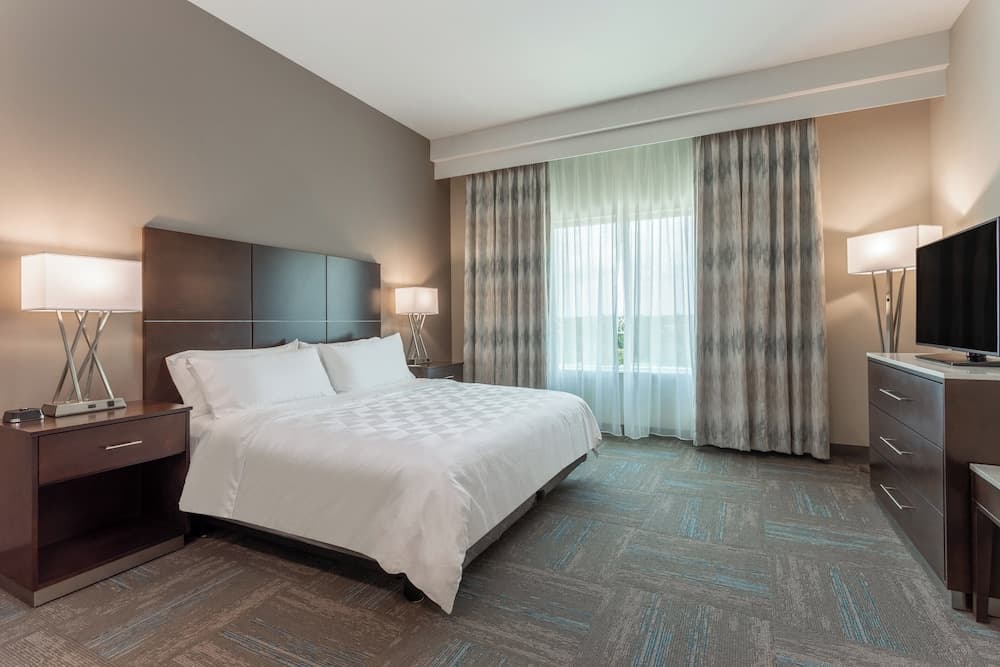 Holiday Inn & Suites - Jefferson City by IHG