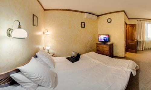 Pid Templem Hotel