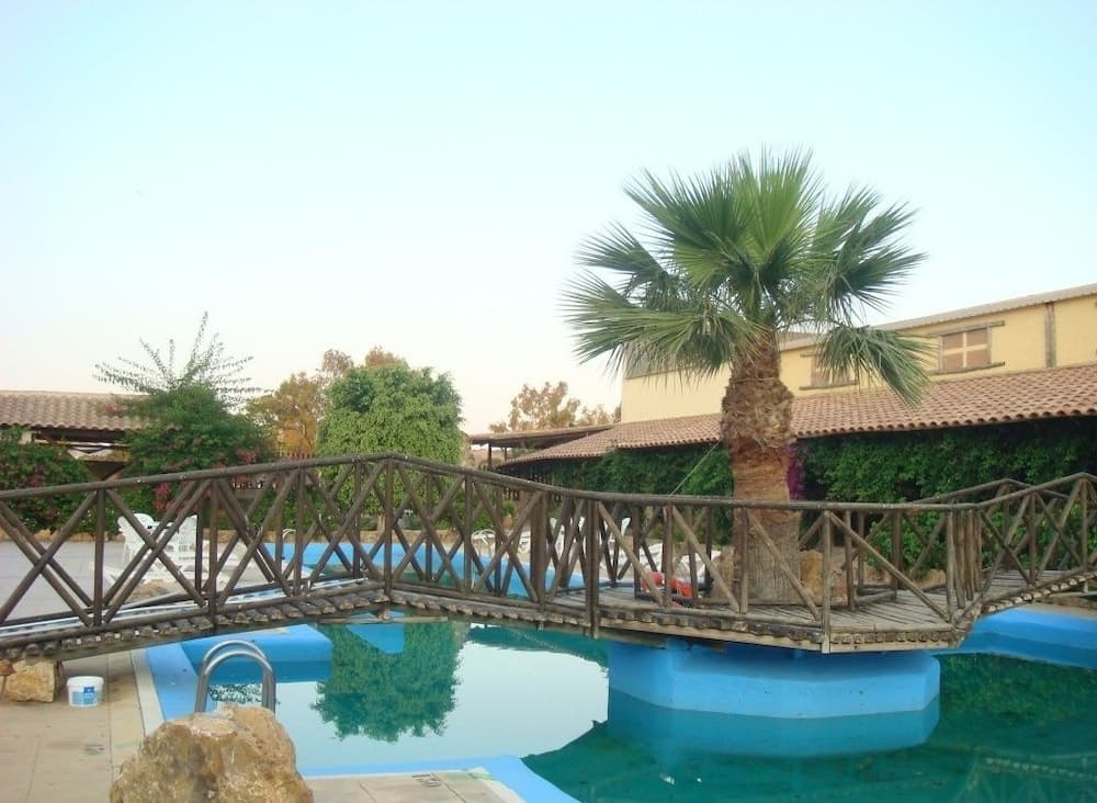 Aguilas Hotel Resort