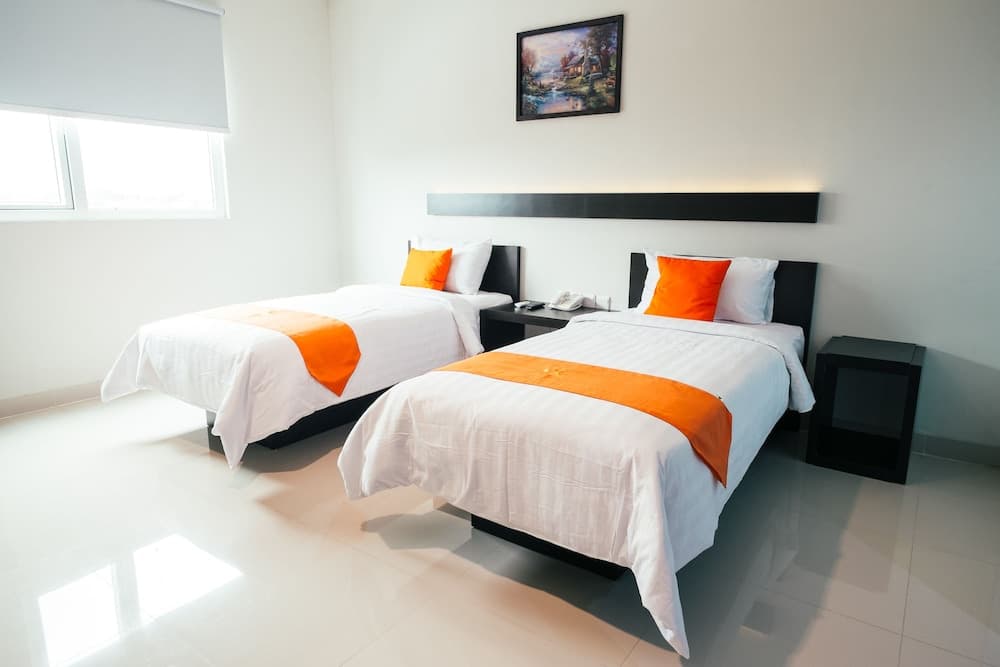 Alpha Hotel