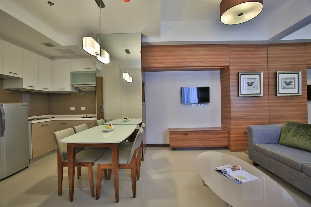 Valero Grand Suites by Swiss-Belhotel