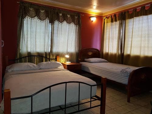 Hostel Mamallena