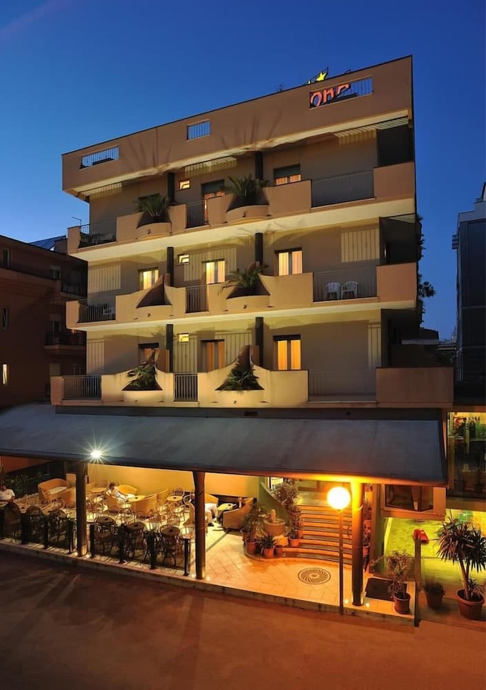 Hotel Aurora