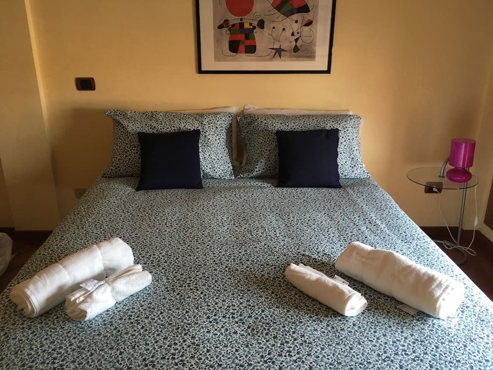 Jfk B & B