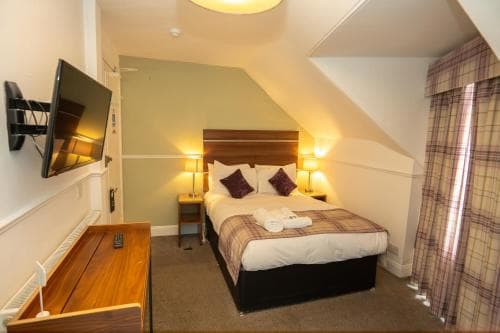 The Crags Hotel
