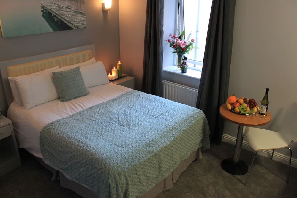 The Pier Hotel