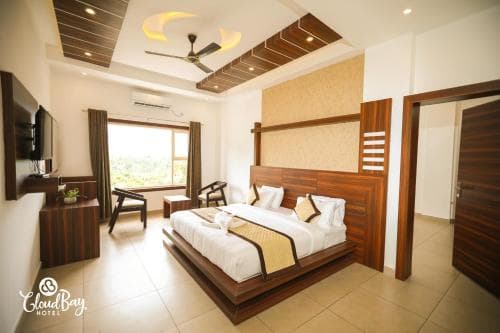 Cloudbay Hotel