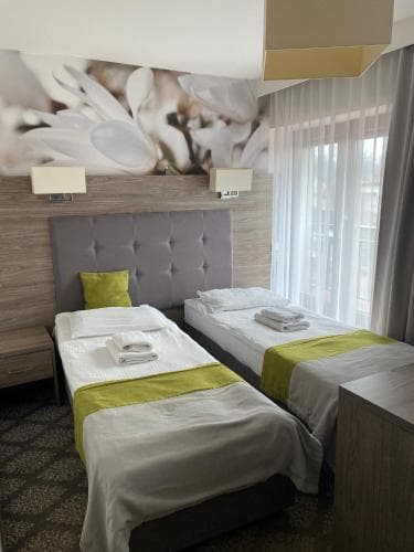 Pass Hotel