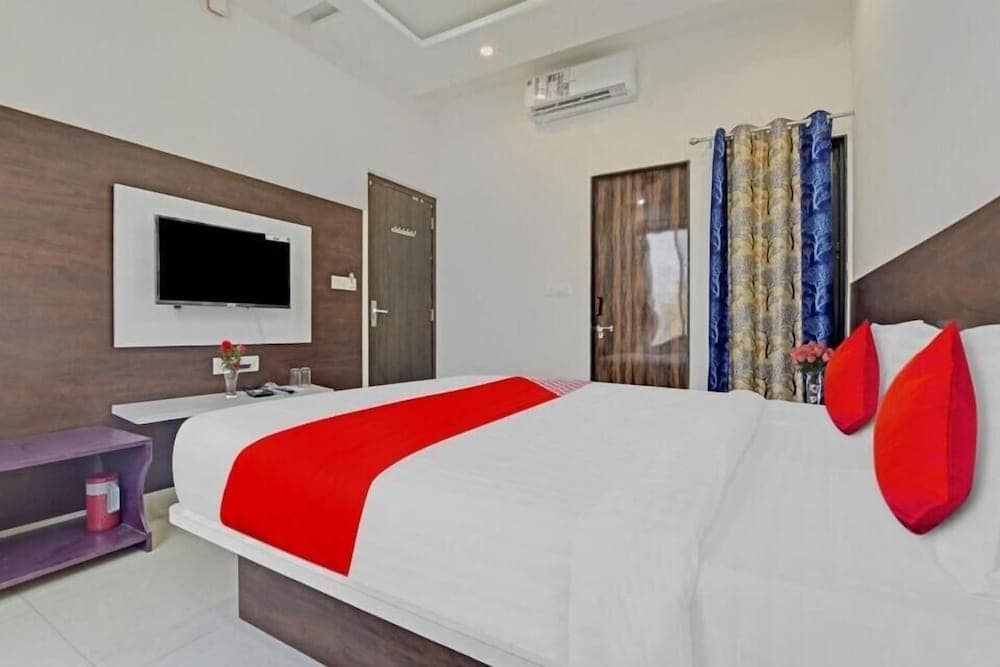 FabHotel Angan