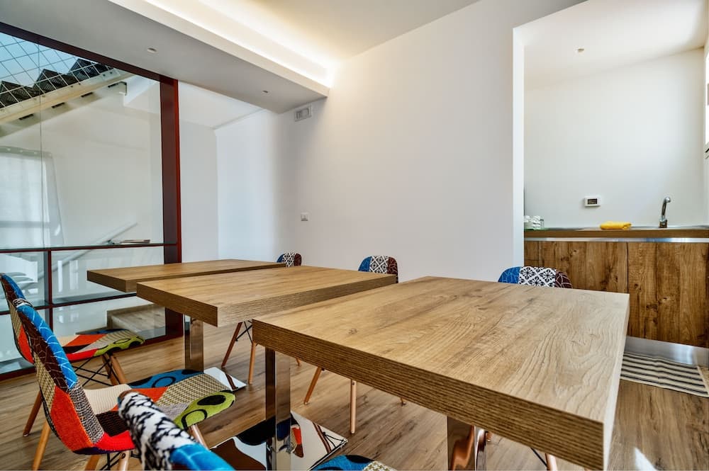 B&B Alusea