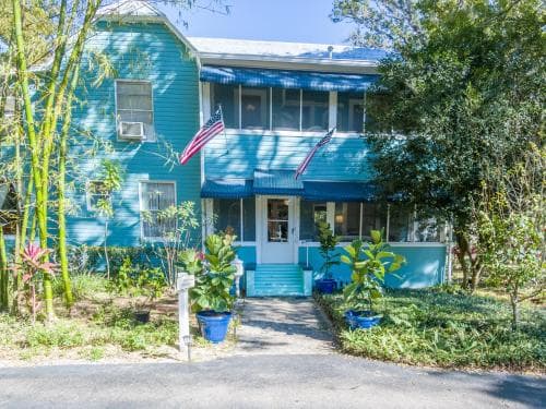 Farnsworth House Bed & Breakfast