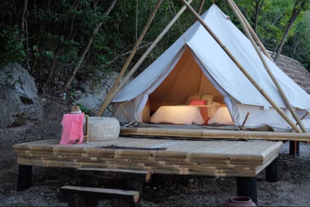 Bluewater Sumilon Island Resort