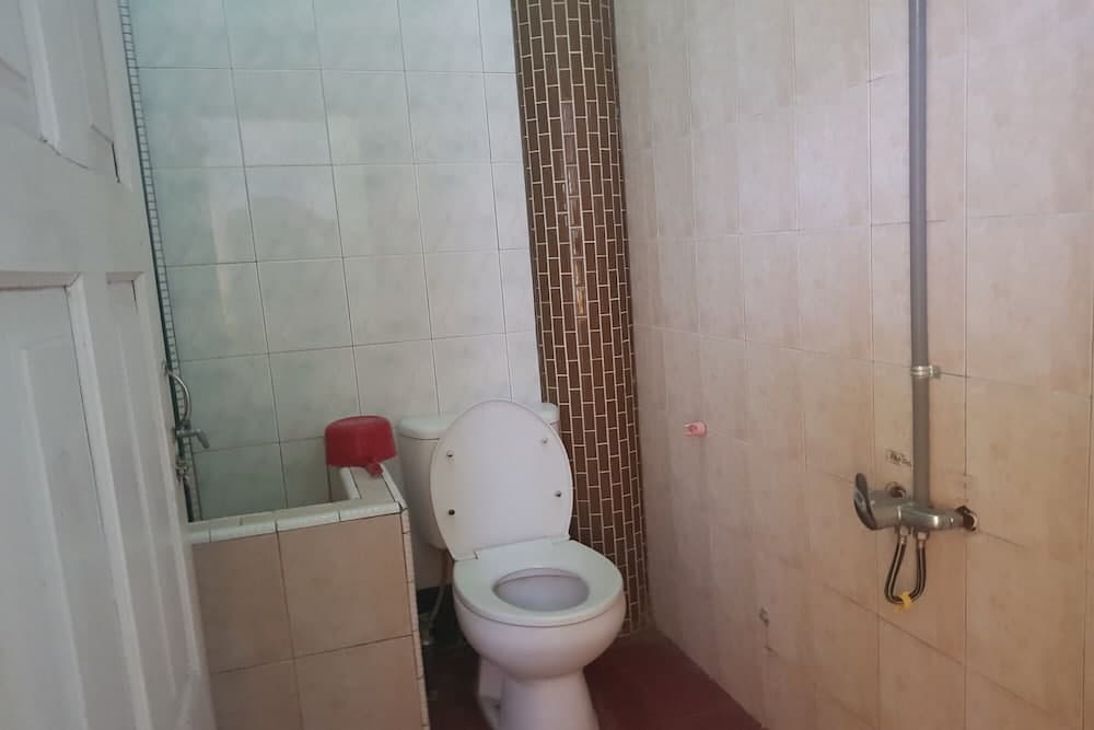 OYO 93237 Hotel Triarga
