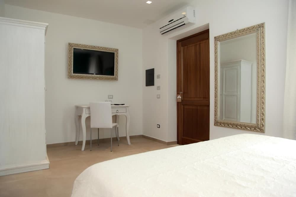 Hypnos Hotel