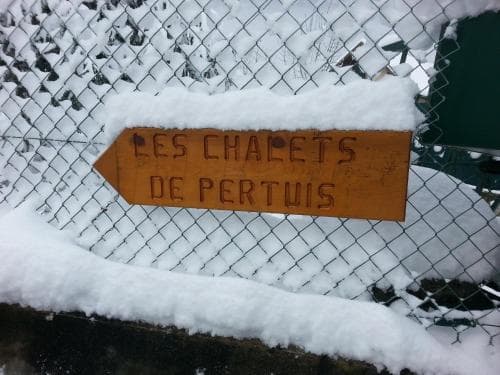 Les Chalets De Pertuis