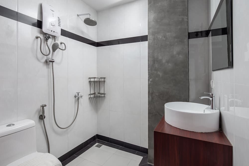 Molyan Hotel
