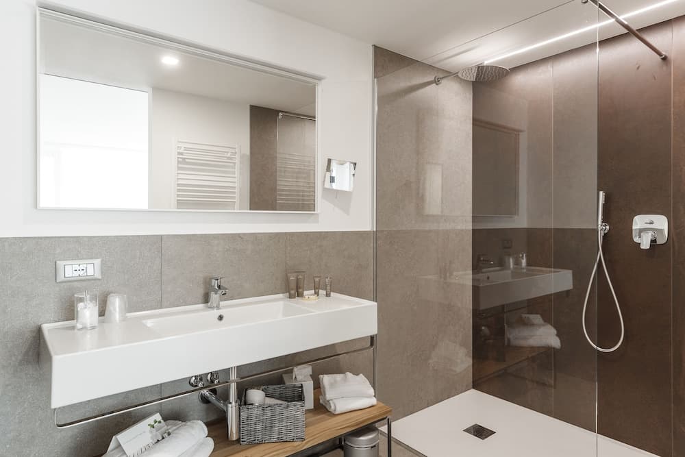 Lake Garda Suite