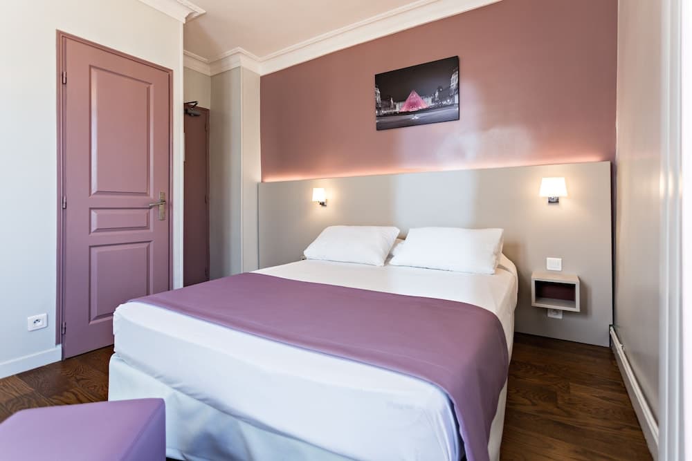 Modern Hotel