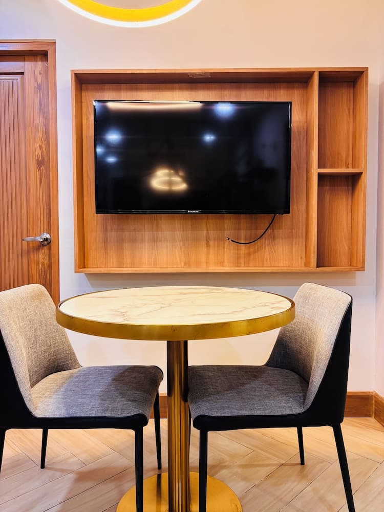 One Spatial-Iloilo Condo B2U2220