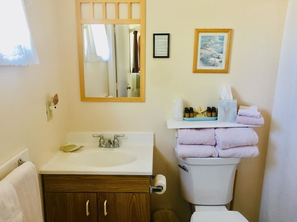 Sesuit Harbor House