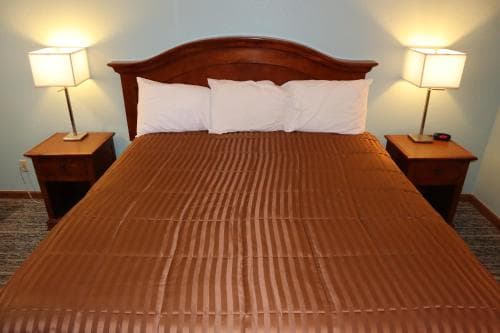 Silver Sands Motel
